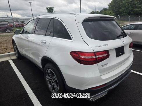 Used 2017 Mercedes-Benz GLC 300 image 4