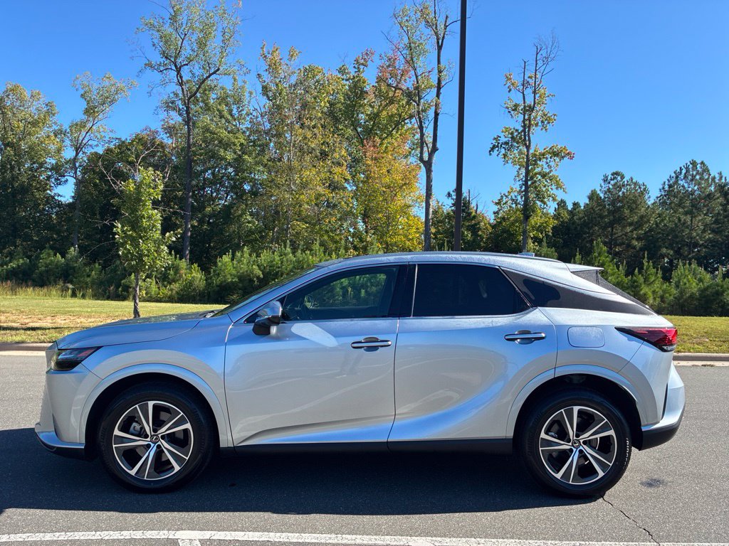 Certified 2025 Lexus RX 350 Premium w/ Convenience Package FWD image 11