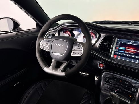 Used 2021 Dodge Challenger SRT Hellcat w/ Plus Package image 31