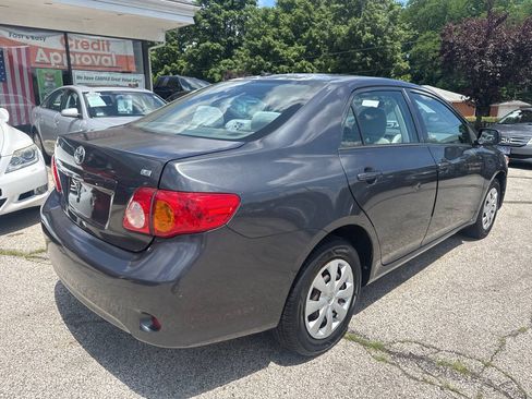 Used 2010 Toyota Corolla LE FWD image 6
