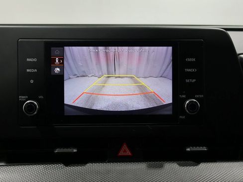 Used 2024 Kia Sportage LX image 26