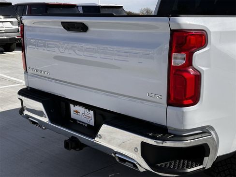 New 2026 Chevrolet Silverado 1500 LTZ w/ Z71 Off-Road Package image 8