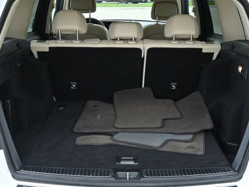 Used 2015 Mercedes-Benz GLK 350 2WD image 39