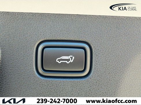 New 2026 Kia Sportage SX FWD image 12