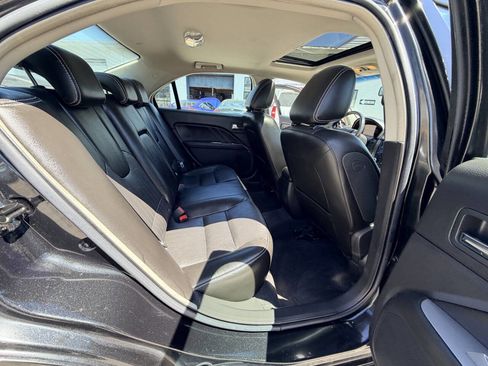 Used 2010 Ford Fusion Sport FWD image 14