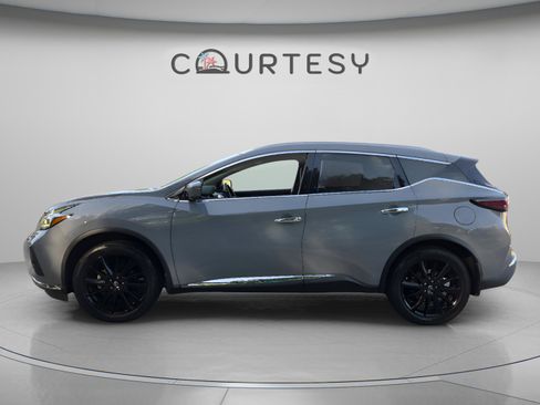 Certified 2023 Nissan Murano Platinum w/ Cargo Package FWD image 2