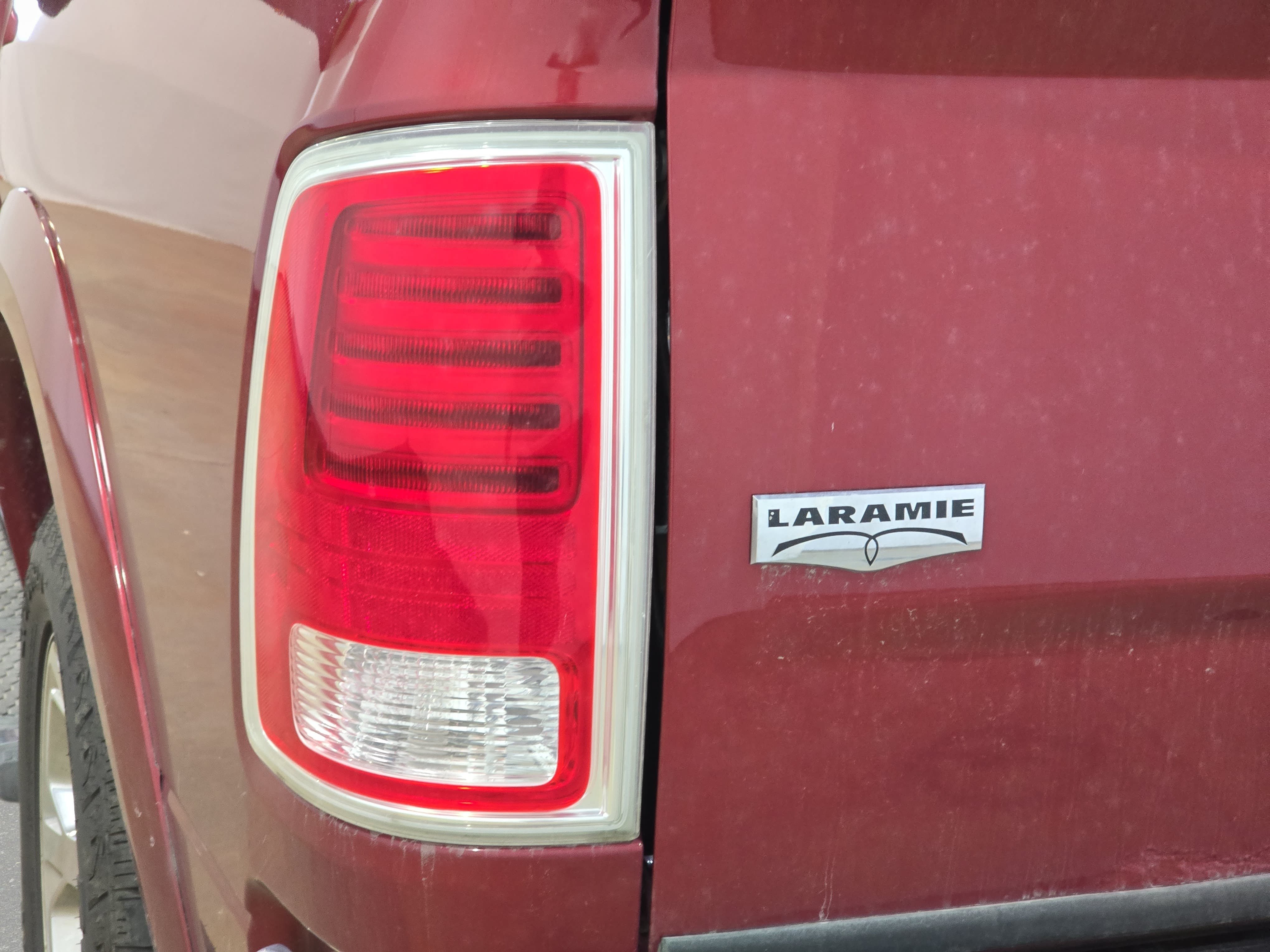 Used 2014 RAM 1500 Laramie w/ Convenience Group AWD/4WD image 11