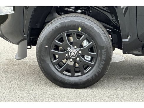 New 2026 Toyota Tacoma SR5 image 31