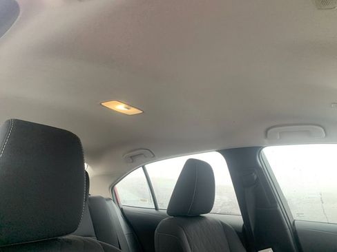 Used 2025 Toyota Corolla LE image 20