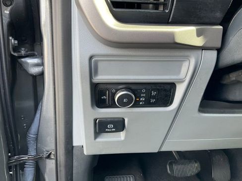 Used 2024 Ford F150 XLT AWD/4WD image 9