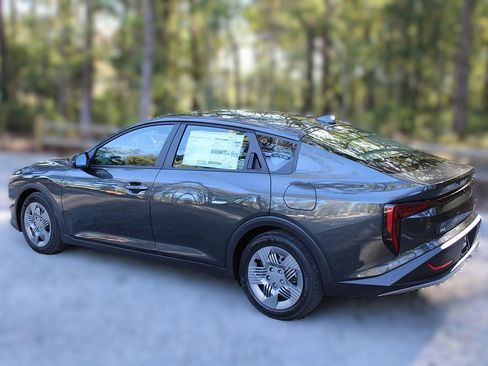 New 2025 Kia K4 LX image 6