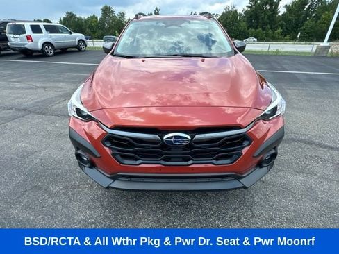 Certified 2025 Subaru Crosstrek 2.5i Premium AWD/4WD image 2
