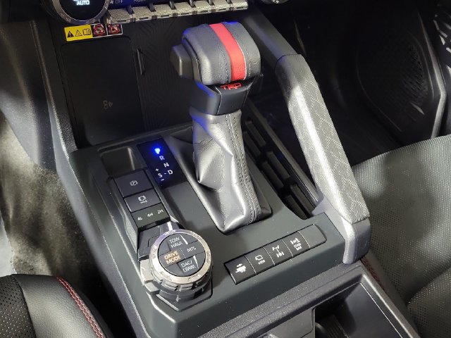 Used 2025 Toyota 4Runner TRD Pro AWD/4WD image 32