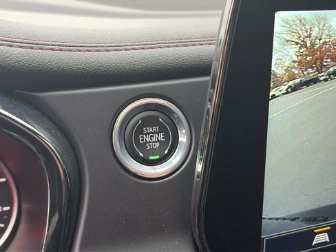 Certified 2024 Chevrolet Blazer RS w/ Enhanced Convenience Package image 16