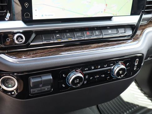 Certified 2023 GMC Sierra 1500 SLE image 16