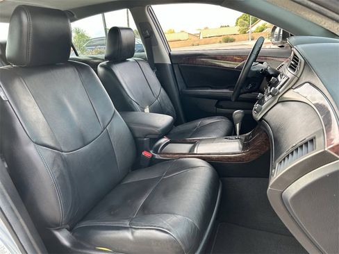 Used 2012 Toyota Avalon Sedan image 12