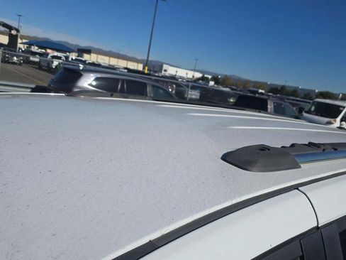 Used 2019 Dodge Grand Caravan SXT image 19