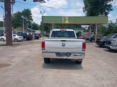 Used 2011 RAM 1500 ST w/ ST Popular Equipment Group AWD/4WD image 31