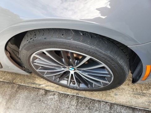 Used 2021 BMW 530i w/ Premium Package image 3