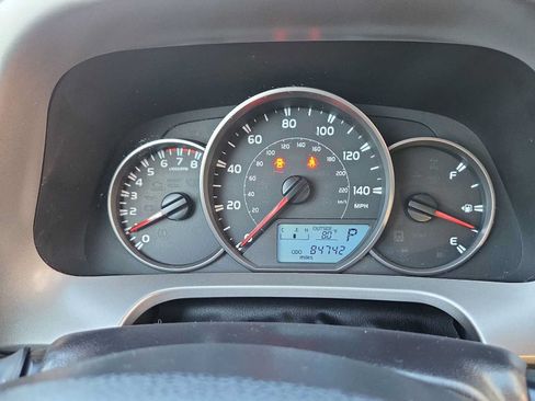 Used 2016 Toyota RAV4 LE FWD image 22