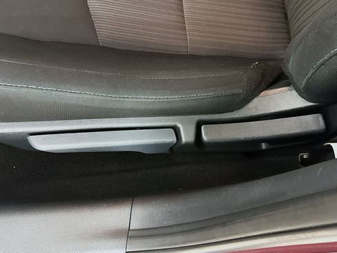 Used 2024 Nissan Sentra SV FWD image 22