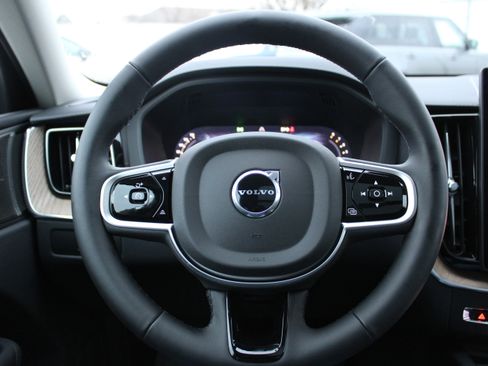 New 2026 Volvo XC60 B5 Ultra w/ Climate Package image 19