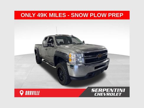 Used 2013 Chevrolet Silverado 2500 LT w/ Snow Plow Prep Package AWD/4WD image 1