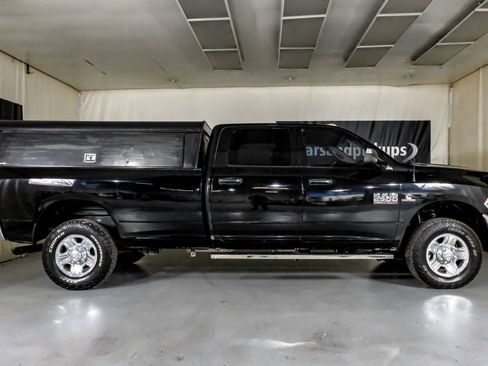 Used 2017 RAM 2500 Tradesman w/ Chrome Appearance Group image 5