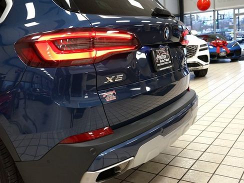 Used 2022 BMW X5 xDrive40i w/ Premium Package image 17