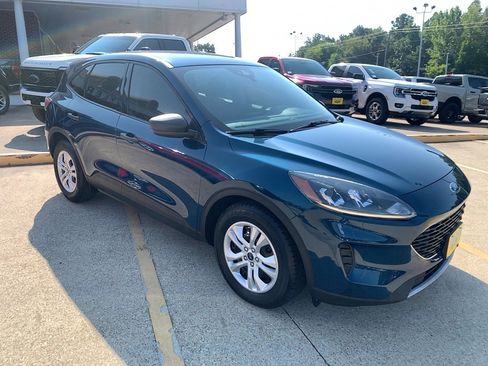 Used 2020 Ford Escape S image 1