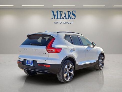 New 2026 Volvo XC40 B5 Plus w/ Protection Package Premier image 5