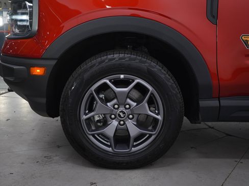 Used 2024 Ford Bronco Sport Badlands w/ Premium Package AWD/4WD image 30