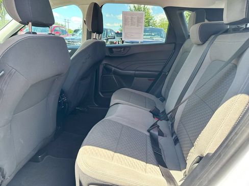 Used 2022 Ford Escape SE FWD image 22