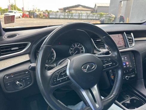 Used 2019 INFINITI QX50 Essential w/ Sensory Package image 46