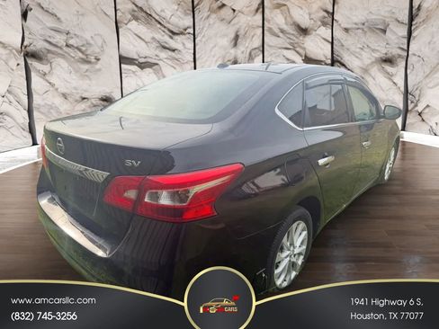 Used 2019 Nissan Sentra SV FWD image 3