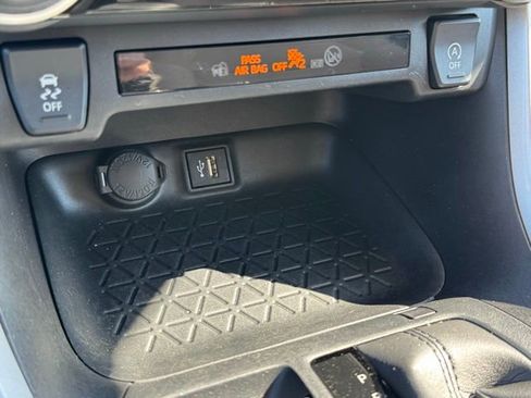 Certified 2025 Toyota RAV4 LE image 14