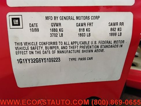 Used 2000 Chevrolet Corvette Convertible w/ Performance Handling Pkg image 15