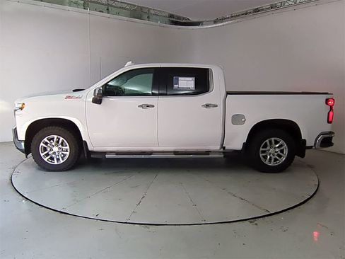 Used 2020 Chevrolet Silverado 1500 LTZ image 3