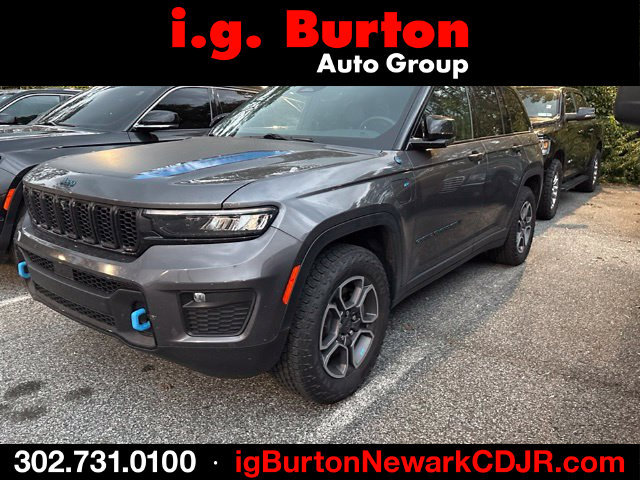Used 2023 Jeep Grand Cherokee Trailhawk AWD/4WD image 1
