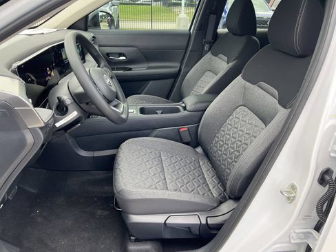 New 2026 Nissan Kicks SV FWD image 12