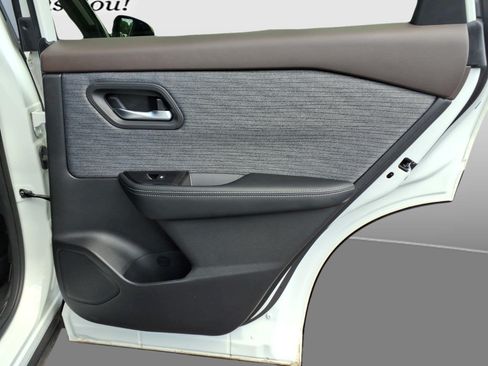 Certified 2023 Nissan Rogue SV AWD/4WD image 14