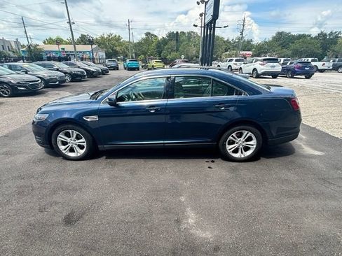 Used 2016 Ford Taurus SEL w/ Equipment Group 201A FWD image 2