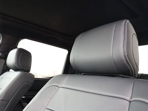 New 2026 Toyota Tundra Limited AWD/4WD image 15