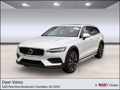 New 2026 Volvo V60 B5 Cross Country Ultra w/ Climate Package