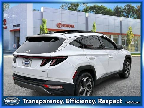 Used 2022 Hyundai Tucson Limited w/ Winter Package image 4