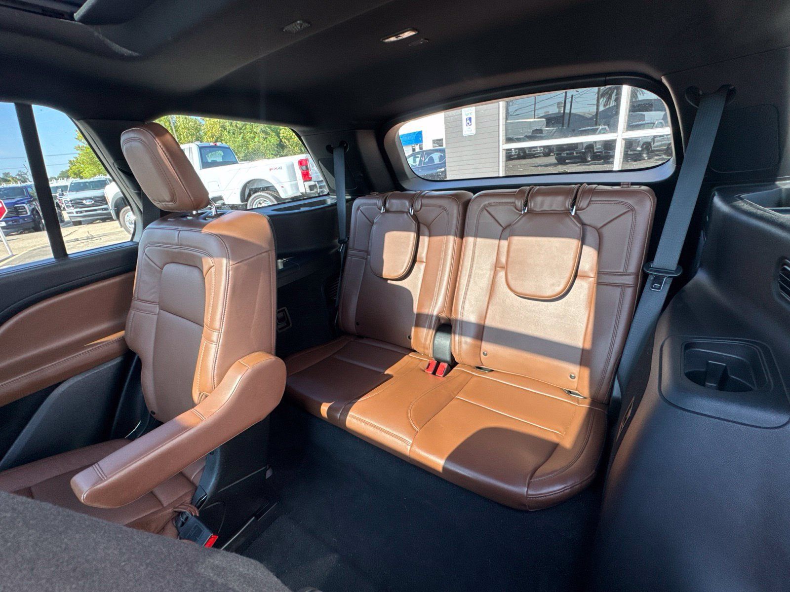 Used 2022 Lincoln Aviator Reserve w/ Equipment Group 201A AWD/4WD image 21