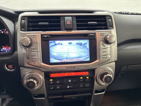 Used 2013 Toyota 4Runner Limited AWD/4WD image 25