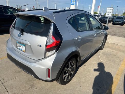 Used 2018 Toyota Prius C One w/ Carpet Mat Package FWD image 2