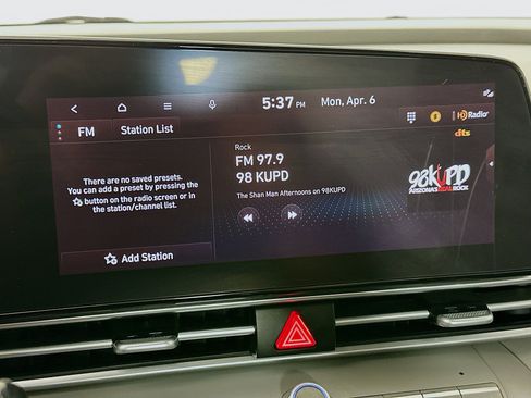 Used 2023 Hyundai Elantra SEL w/ Convenience Package image 21