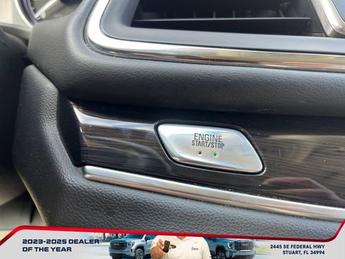 Used 2019 Buick Enclave Premium w/ Experience Buick Package image 30